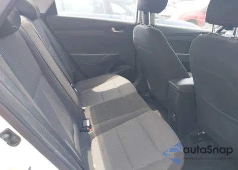 2018 Hyundai Accent Sel z USA, uszkodzony, nr VIN 3KPC24A31JE023870